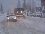 Zonele în care ninge duminică seara, inclusiv Satu Mare! Avertismentul poliției pentru șoferi